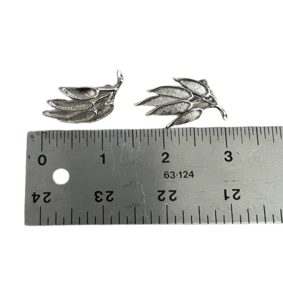 VINTAGE 50s BROOCH & EARRINGS Set by JUDY LEE Never Worn From Private Collection - Picture 6 of 13